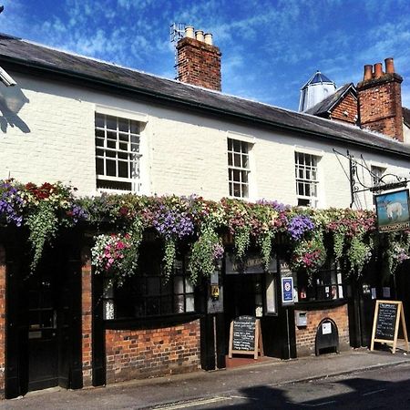 The Lamb Inn Marlborough Extérieur photo