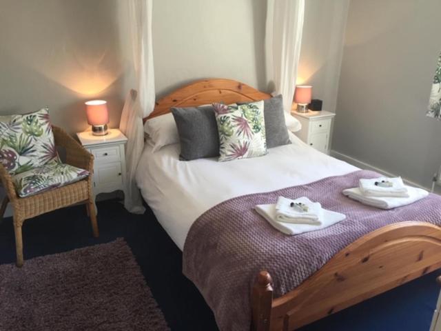The Lamb Inn Marlborough Extérieur photo
