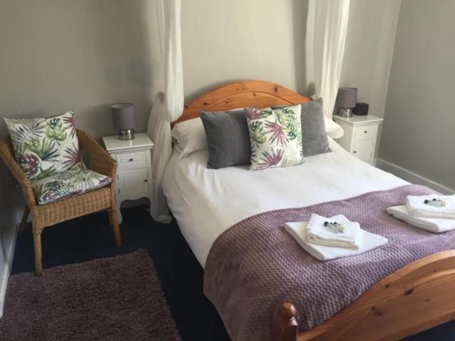 The Lamb Inn Marlborough Extérieur photo