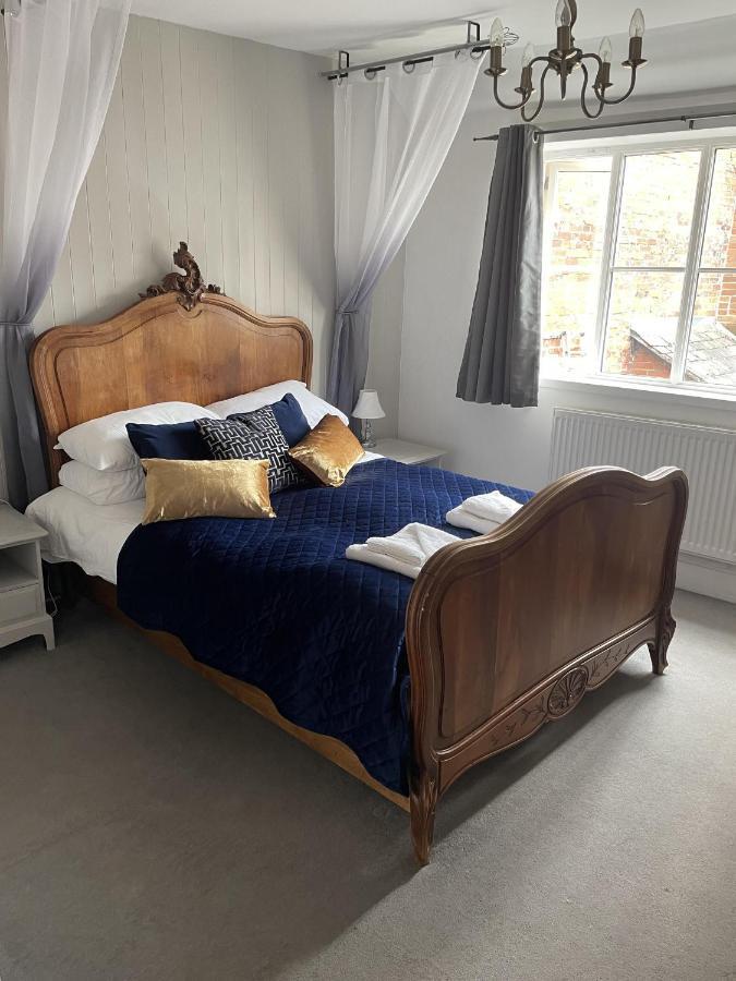 The Lamb Inn Marlborough Extérieur photo